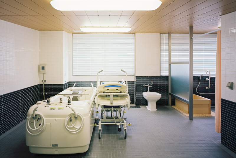 機械浴室・檜風呂